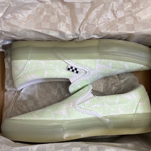 Vans Limited Edition Glow In The Dark Slip-On Shoes.  Zumies Exclusive. - Picture 7 of 9